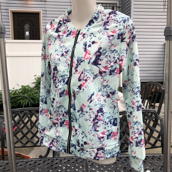 RATED 5🌟 NEW Mint Green Floral Bomber Jacket - Picture 4 of 7